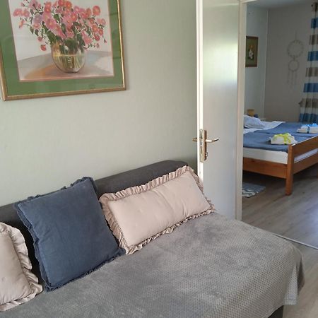 Studio Luna Appartement Karlovac Esterno foto